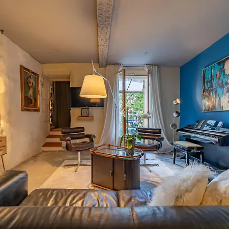 Le Parador D'hotes Montfrin