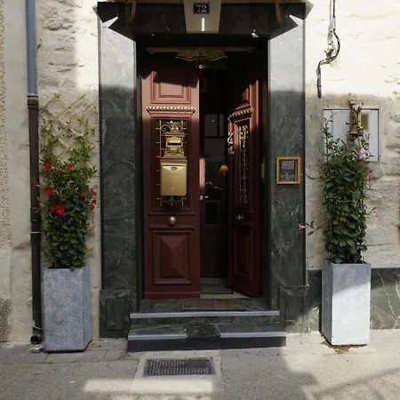 Le Parador D'hotes Homestay